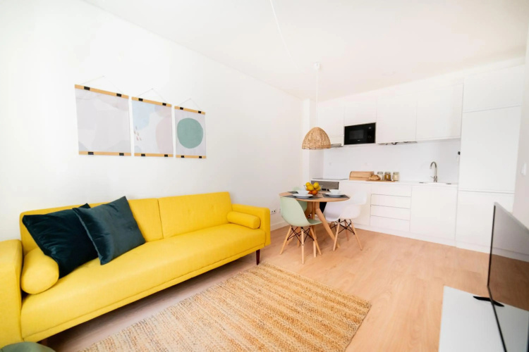 Monsanto Hill House - NO. 565 1D