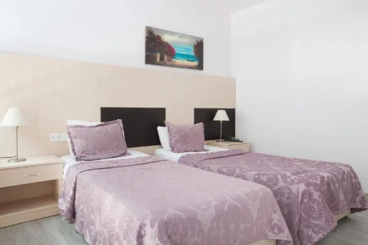 Standard Quadruple Duplex room
