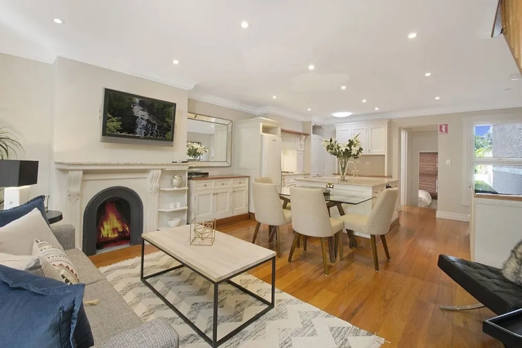 2 Bedrooms Apartment with balcony