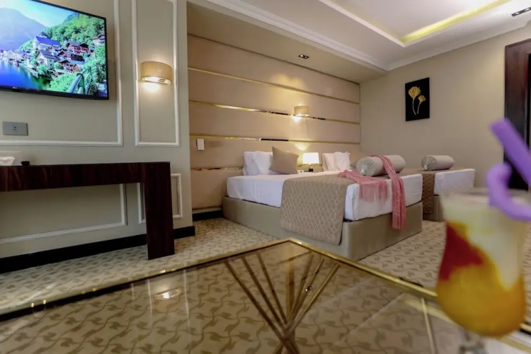 Cairo Taj Mohandessn Hotels & Suites