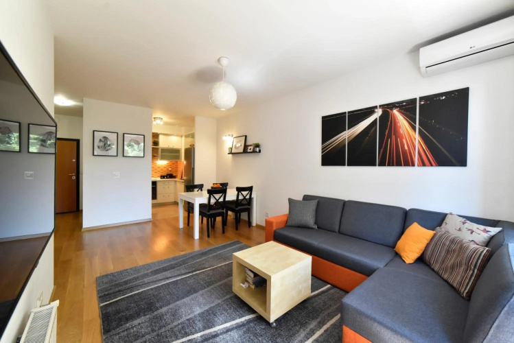 Block Apartment Park