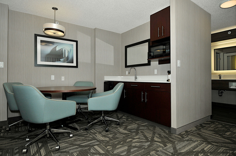 Hampton Inn & Suites by Hilton Calgary-Airport photo 33