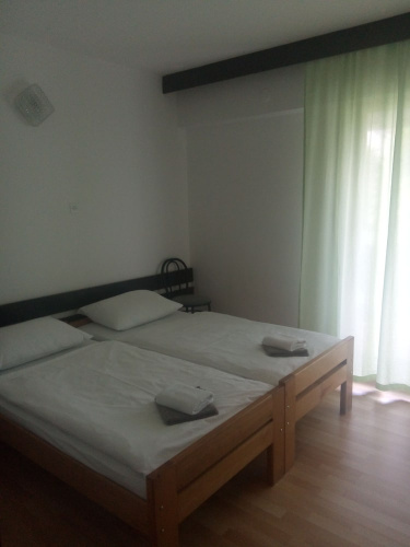 Motel Licki Krovovi