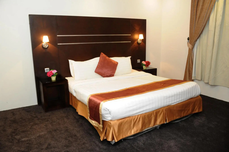 Rest Night Hotel Suites- AL Ta`awon
