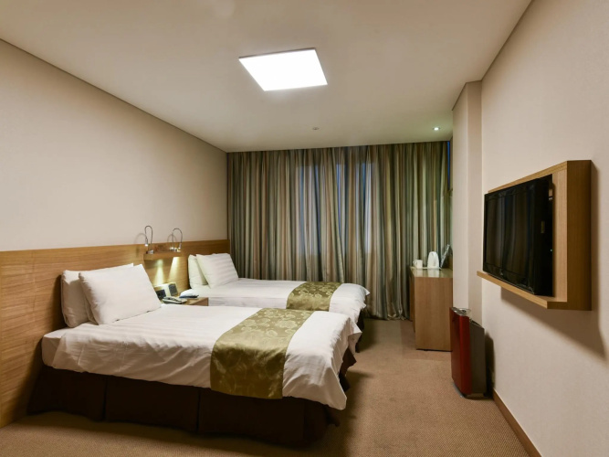 New Kukje Hotel