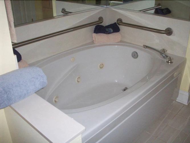 202 Colony II 1 Bedroom 1 Bathroom Condo
