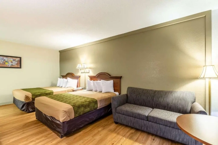 Deluxe Quadruple room