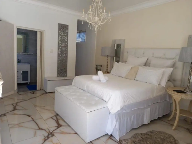 1 Bedroom Double Suite
