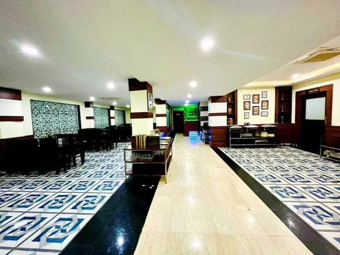 Hotel Four Waves