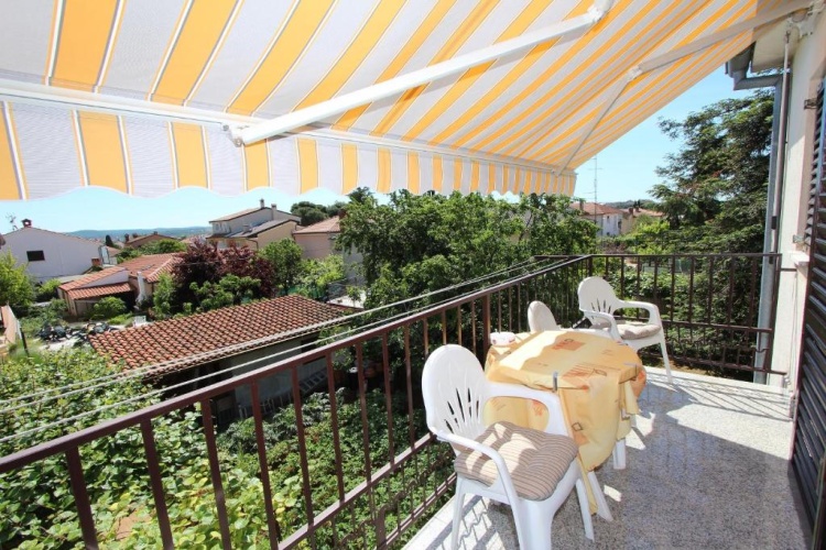 2 Bedrooms Quadruple Apartment with balcony and with garden view