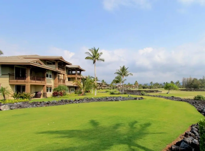 3 Bedrooms Villa with garden view