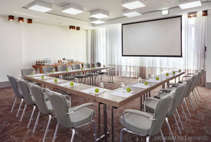 Premier Inn Berlin Alexanderplatz photo 15