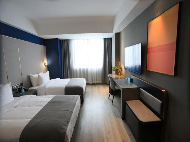 Premier Twin room