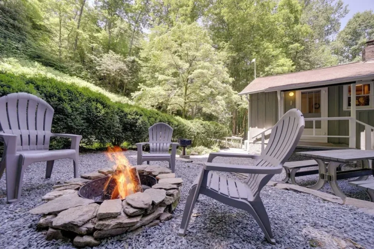 2 Bedrooms Cottage