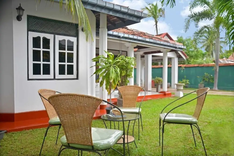 Royal Waves Negombo
