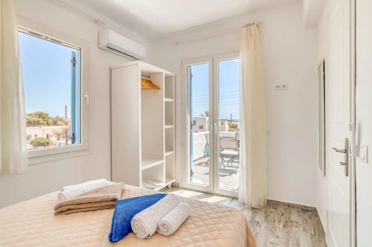Venus s Seaside Bliss - Paros Dream Haven
