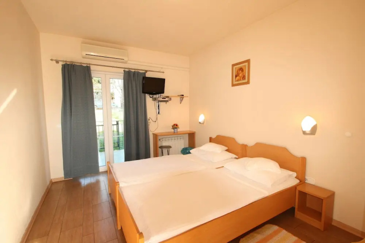 Arlen Guesthouse