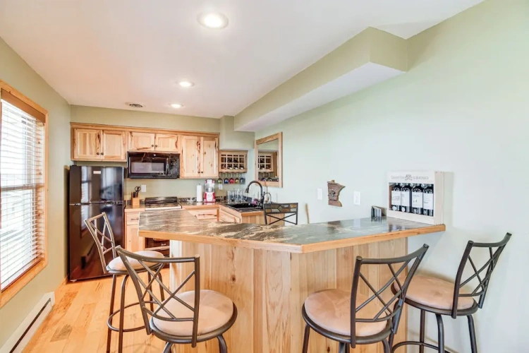 1 Bedroom Apartment