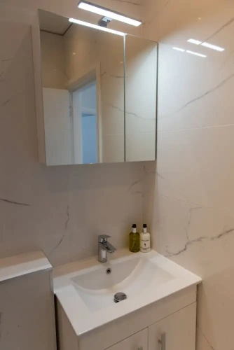 1 Bedroom Basement Apartment