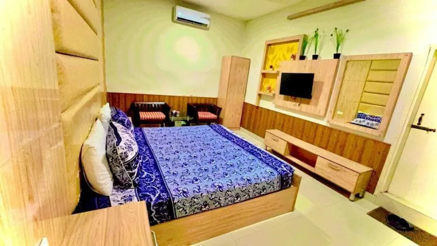 Book & Stay