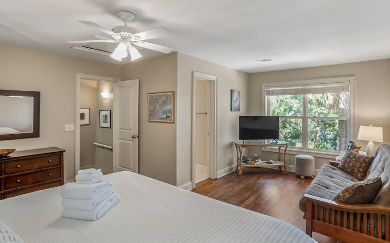 514 Remora Dr