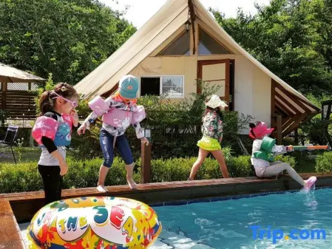 Adellia Pension
