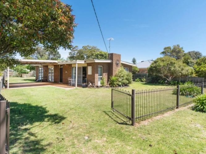 Raymond Cottage