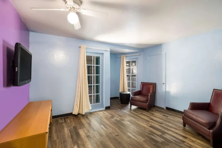 Days Inn & Suites Tucson AZ