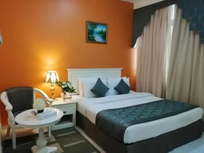 2 Bedrooms Apartment