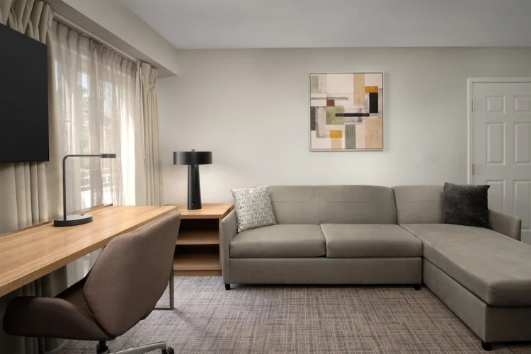 1 Bedroom Suite