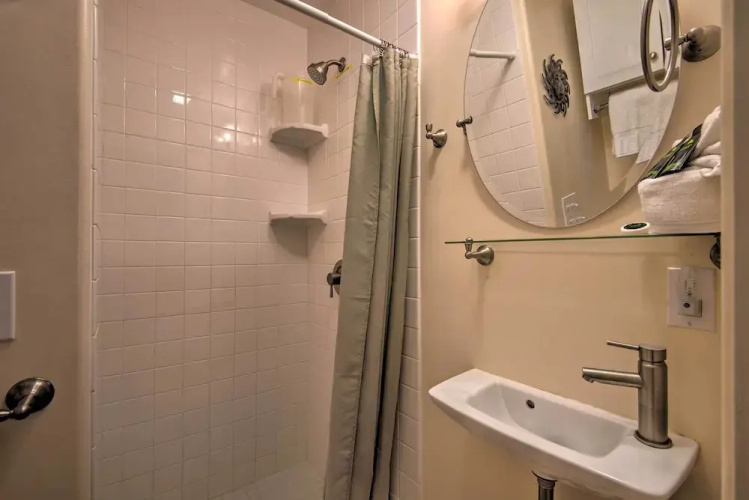 Avalon Escape: Everything Within Walking Distance!