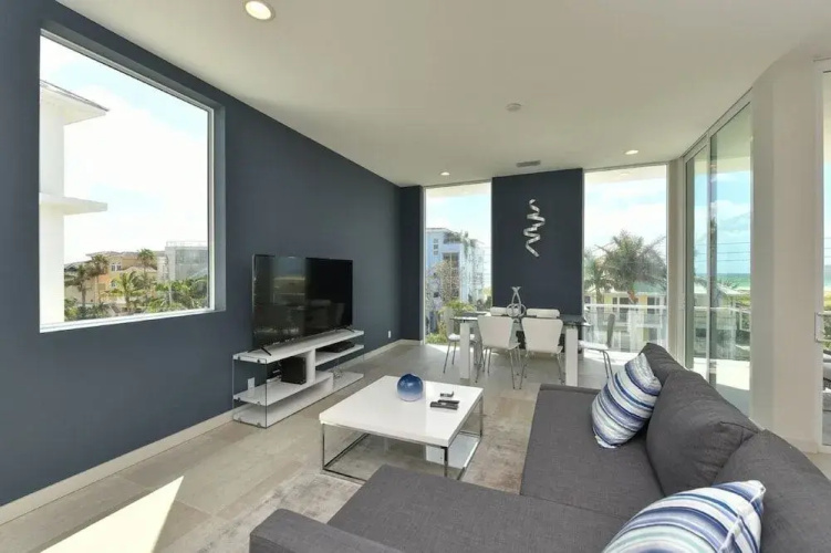 641 Bch Rd The Lookout by Beachside Mgt