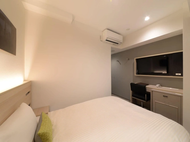Small Double Bed (140cm) room
