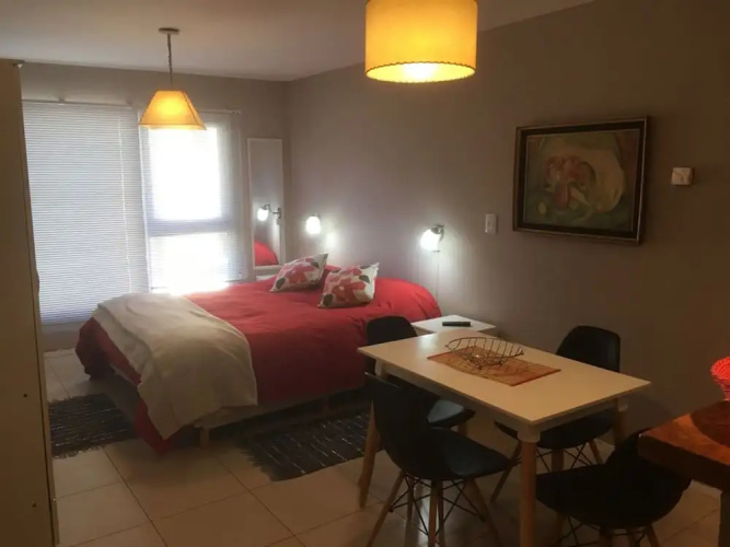 Comfortable Apartment w Great Location