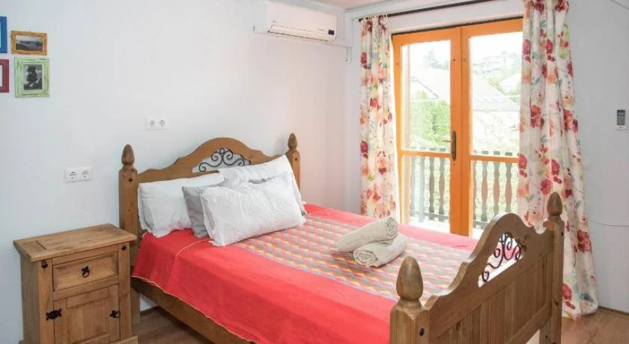 Corona Villa