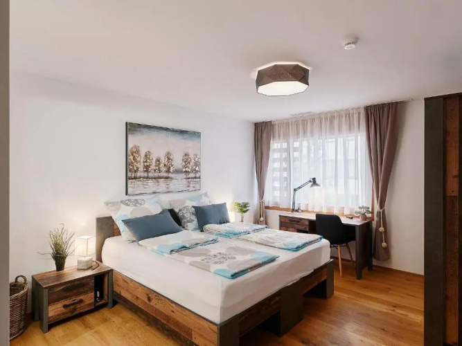 Luxus Neubau 5 min zu Talstation & Caumasee