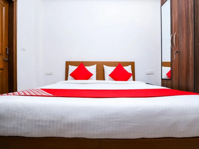 OYO Flagship 16840 Sky Height Residency
