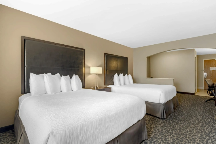 Quadruple Suite