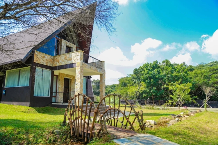 6 Bedrooms Superior Villa