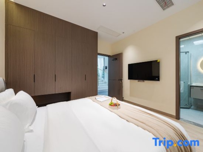 Standard Double room with courtyard view