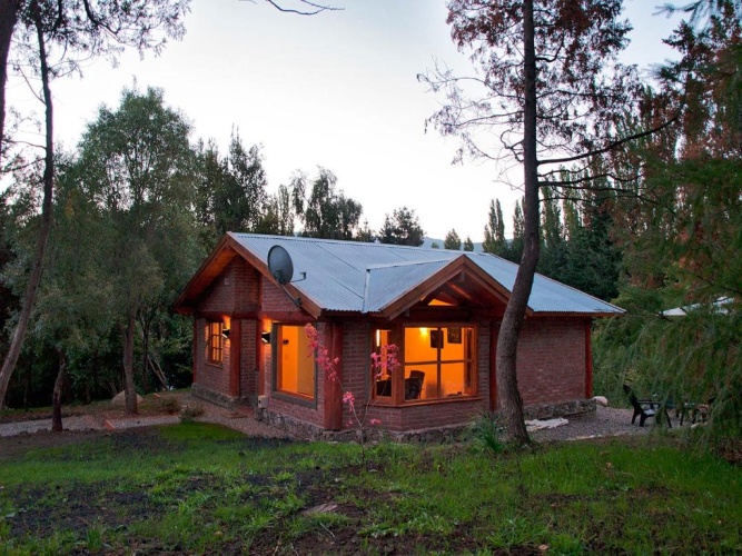 2 Bedrooms Cottage