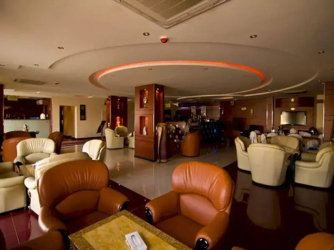 Rest Night Hotel Suites- AL Ta`awon