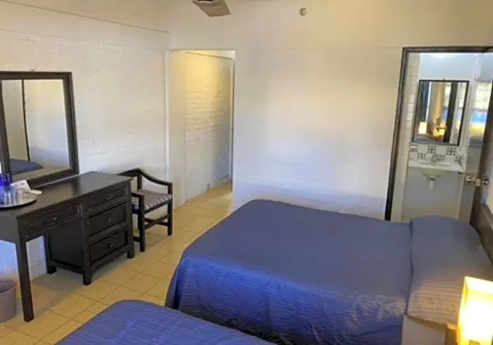 Economy room
