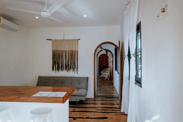 Apartment with balcony