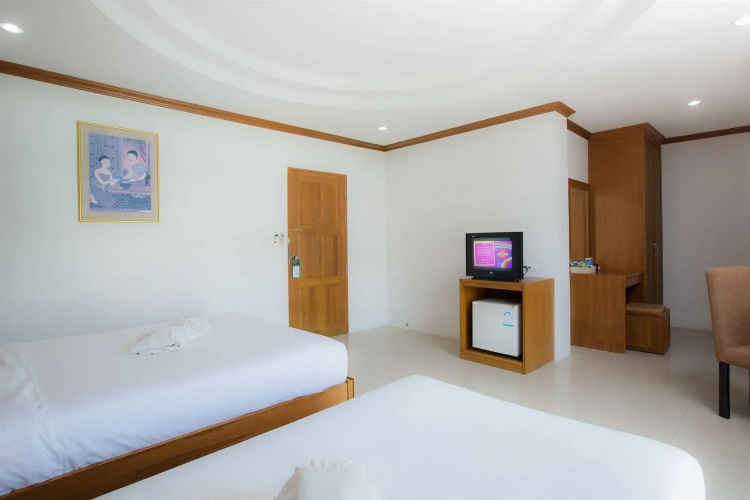 Pipikuku Hotel & Restaurant