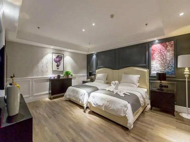 Premier Twin room