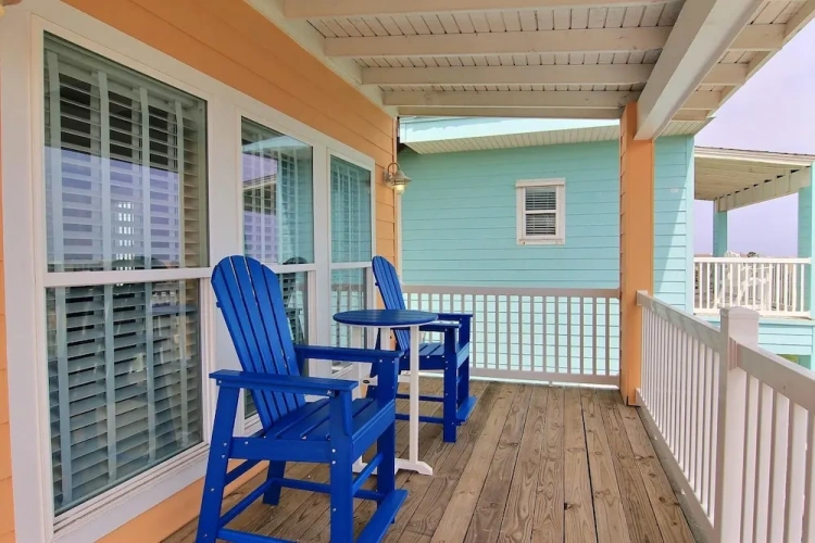 4 Bedrooms Cottage