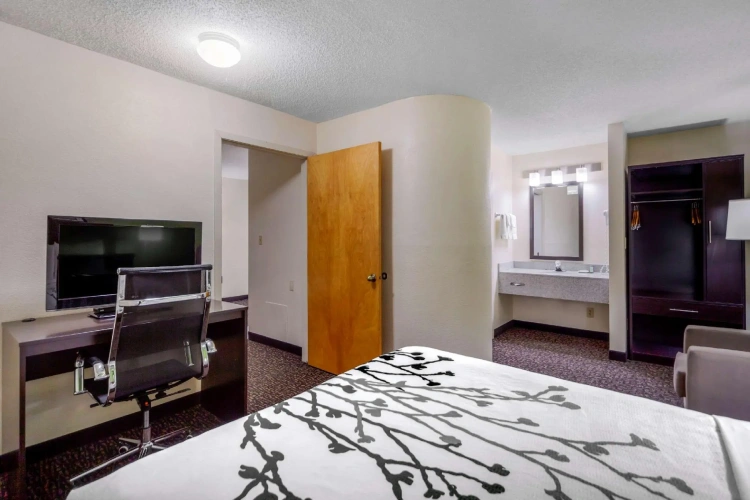 Quadruple Suite