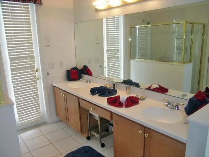 Formosa Gardens Six-bedroom