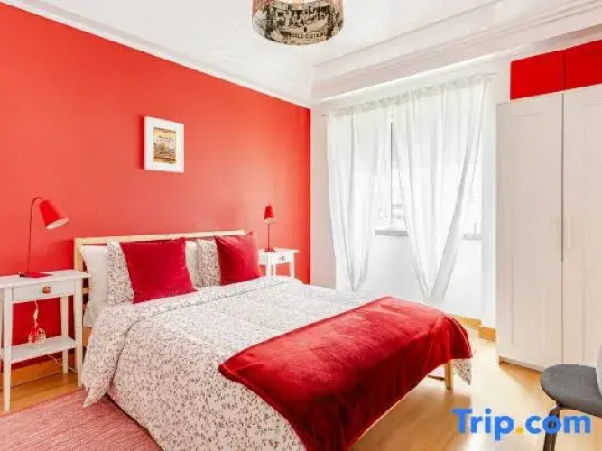Top Location Beautiful Apartment!
